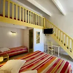 Hotel Myriam 2*