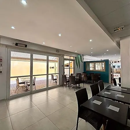 Hotel Myriam 2*